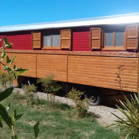 La Nanou'che Bed & Breakfast